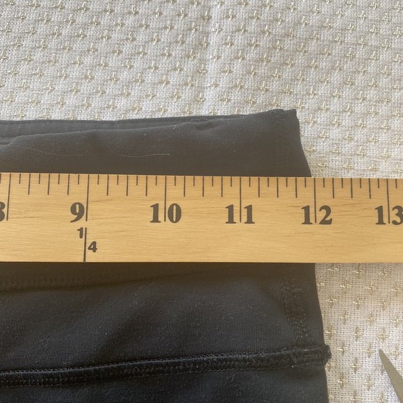 Lululemon Run Inspire Crop II Tight Leggings capri Solid Black Size 2 - Picture 13 of 16